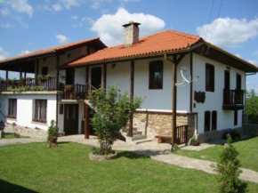  Guest House Tsvetina  Априлци